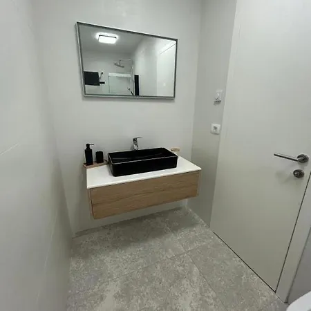 Luciana, Modern With A Pool, Summer Kitchen And Tablet Tennis, Close To The And The Sea, Villa