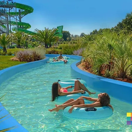 Luciana, Modern With A Pool, Summer Kitchen And Tablet Tennis, Close To The And The Sea,